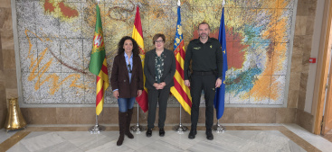 La sotsubdelegada del Govern a Castell� ha mantingut aquest mat� una reuni� de treball a la seu de la Subdelegaci� amb l'alcaldessa de Sant Mateu, Ana Besalduch, i el Tinent Coronel de la Gu�rdia Civil, Joaqu�n Rebollo.