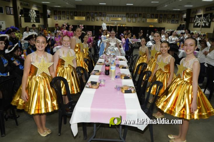 Les falleres infantils de Borriana, de berenar pre-Cavalcada del Ninot