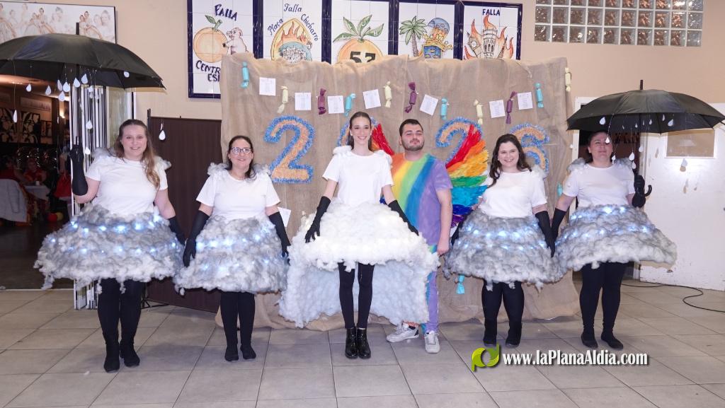 Les falleres majors de Borriana, de sopar pre-Cavalcada del Ninot