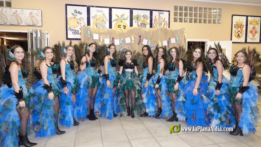 Les falleres majors de Borriana, de sopar pre-Cavalcada del Ninot