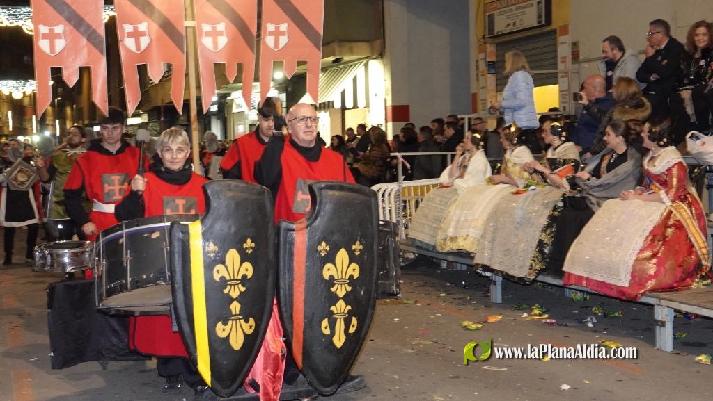 Burriana celebra la Cavalcada del Ninot amb s?tira i humor