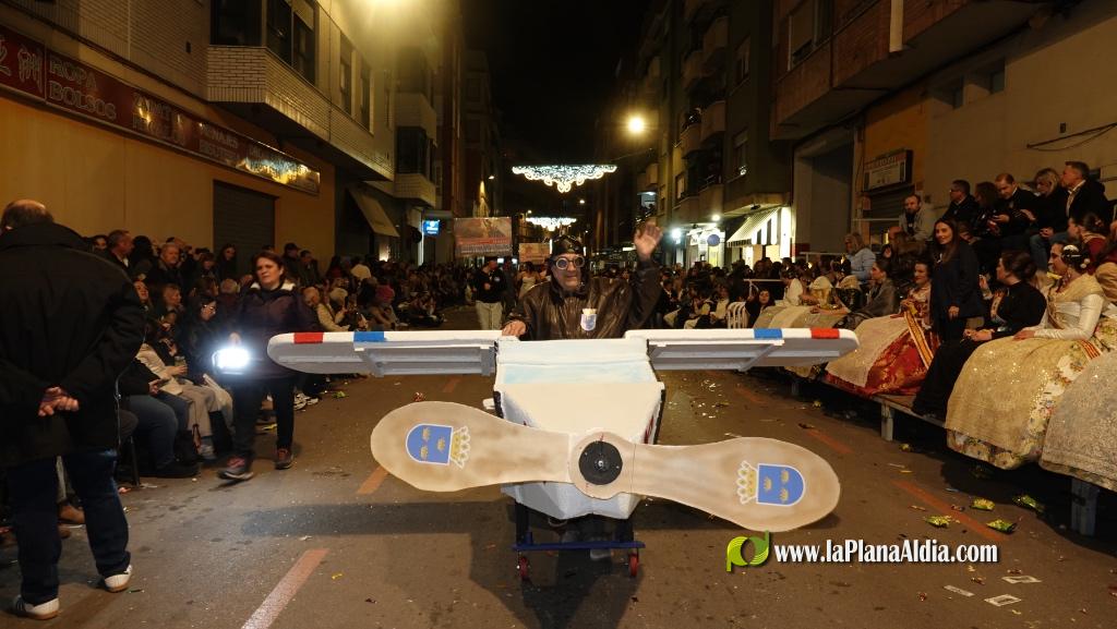 Burriana celebra la Cavalcada del Ninot amb s?tira i humor
