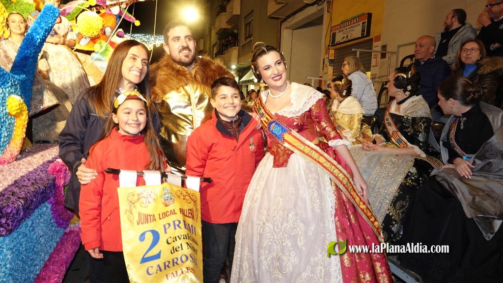 Burriana celebra la Cavalcada del Ninot amb s?tira i humor