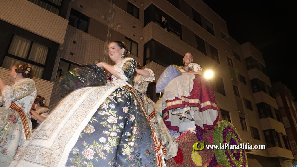 Burriana celebra la Cavalcada del Ninot amb s?tira i humor