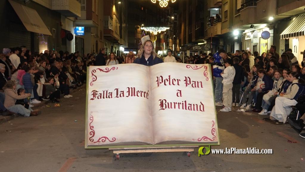 Burriana celebra la Cavalcada del Ninot amb s?tira i humor