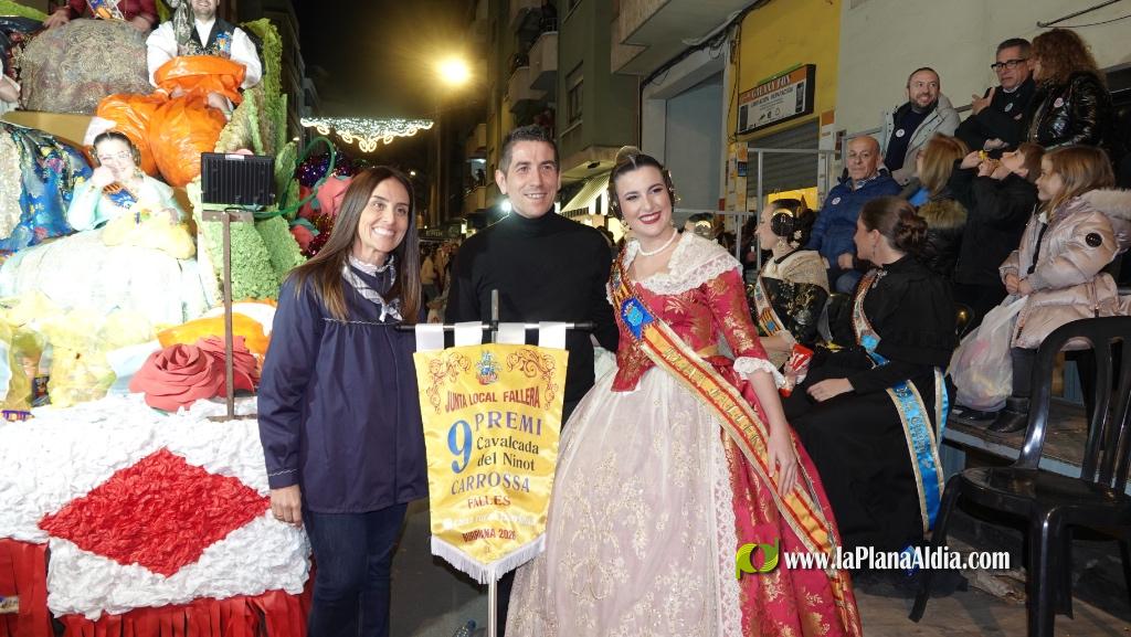 Burriana celebra la Cavalcada del Ninot amb s?tira i humor