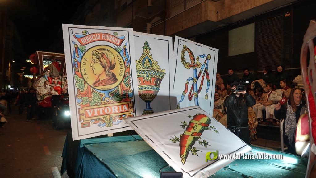 Burriana celebra la Cavalcada del Ninot amb s?tira i humor