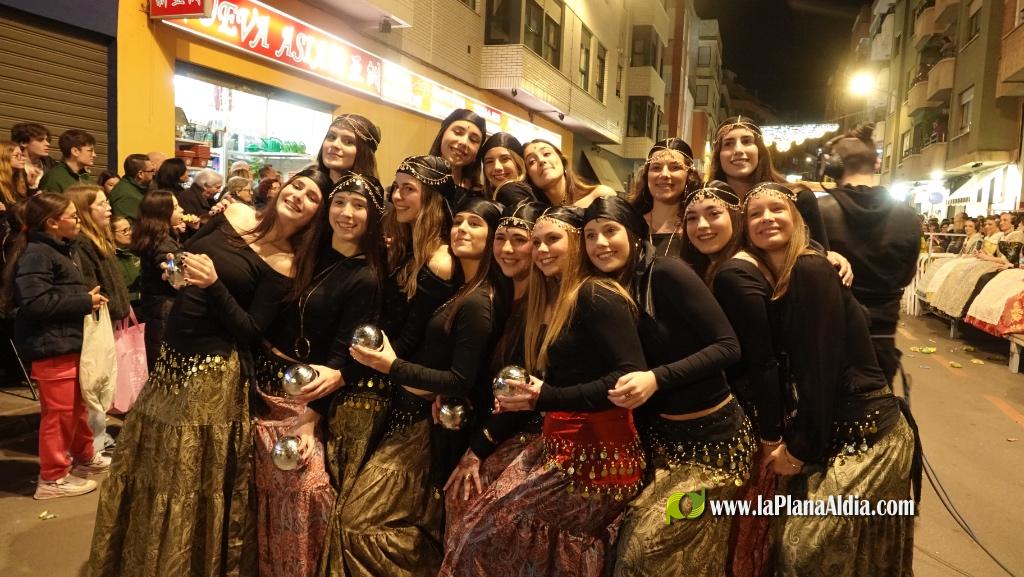 Burriana celebra la Cavalcada del Ninot amb s?tira i humor