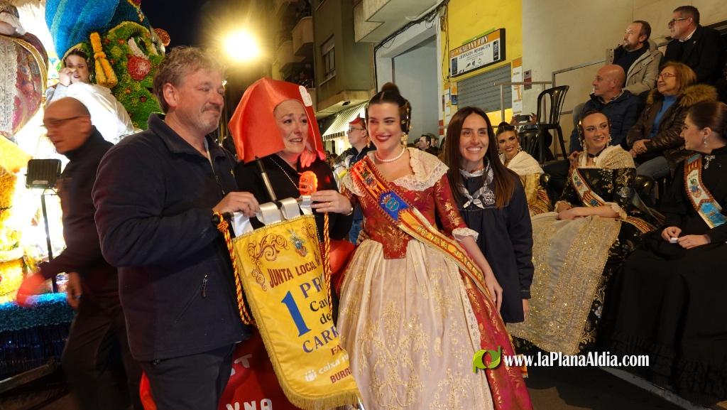 Burriana celebra la Cavalcada del Ninot amb s?tira i humor