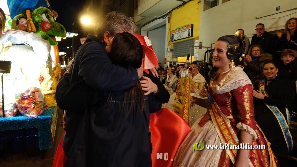Burriana celebra la Cavalcada del Ninot amb s?tira i humor