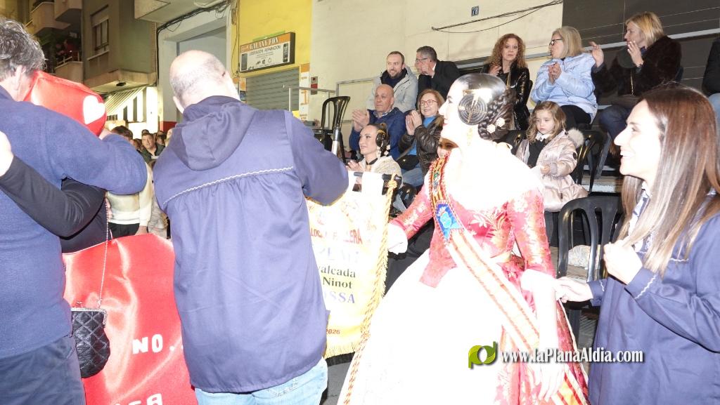 Burriana celebra la Cavalcada del Ninot amb s?tira i humor