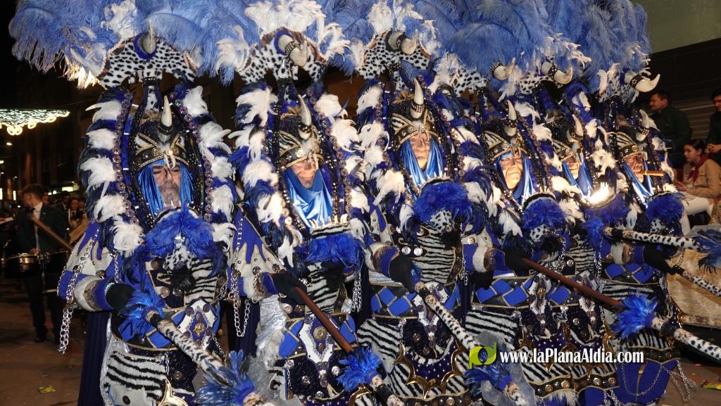 Burriana celebra la Cavalcada del Ninot amb s?tira i humor