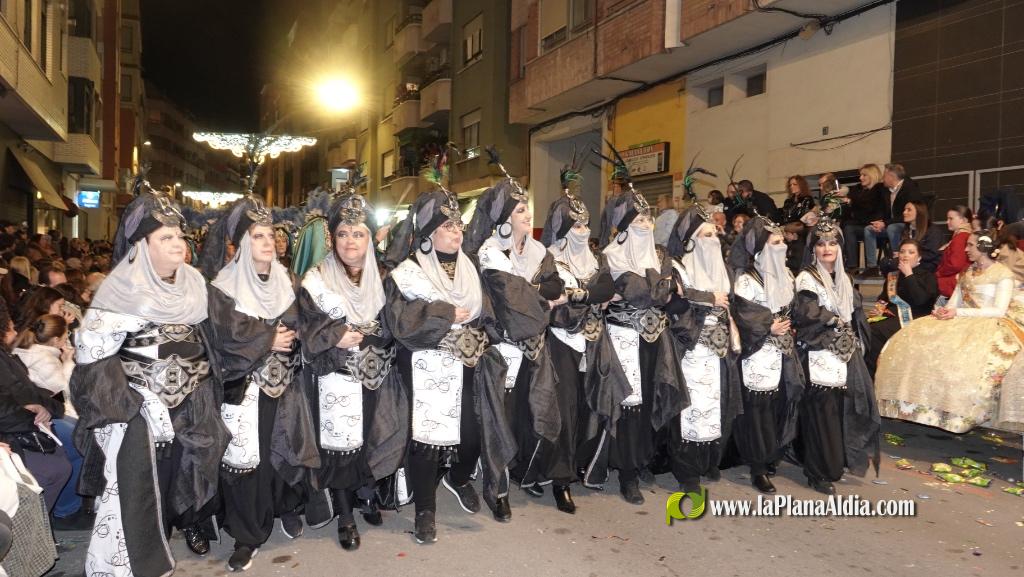 Burriana celebra la Cavalcada del Ninot amb s?tira i humor