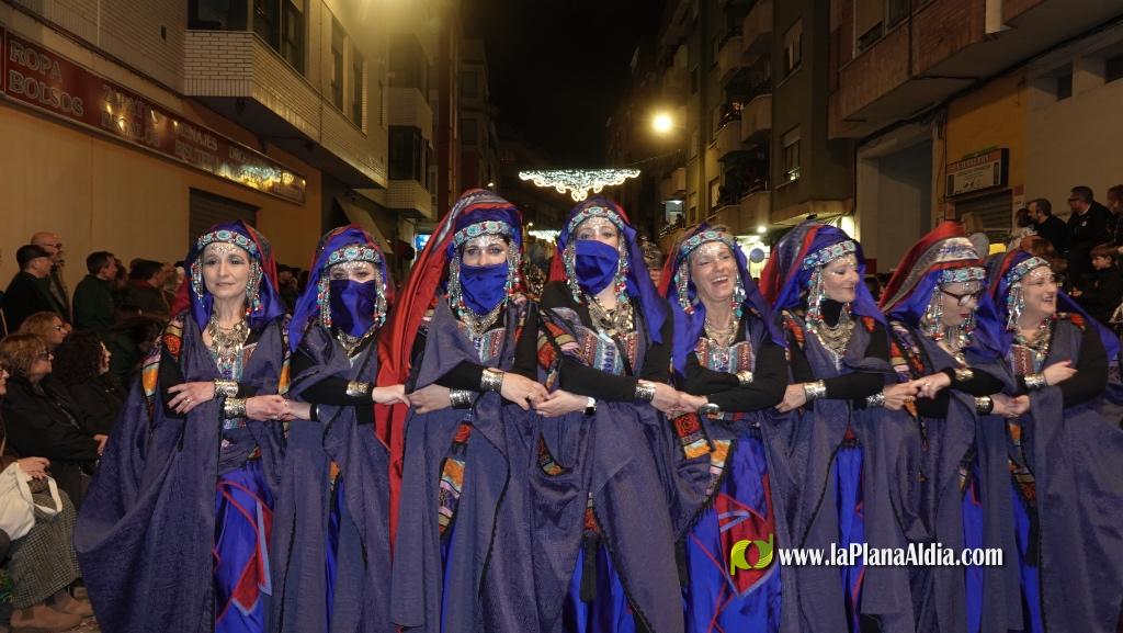 Burriana celebra la Cavalcada del Ninot amb s?tira i humor