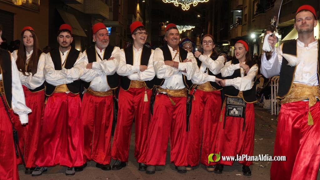 Burriana celebra la Cavalcada del Ninot amb s?tira i humor