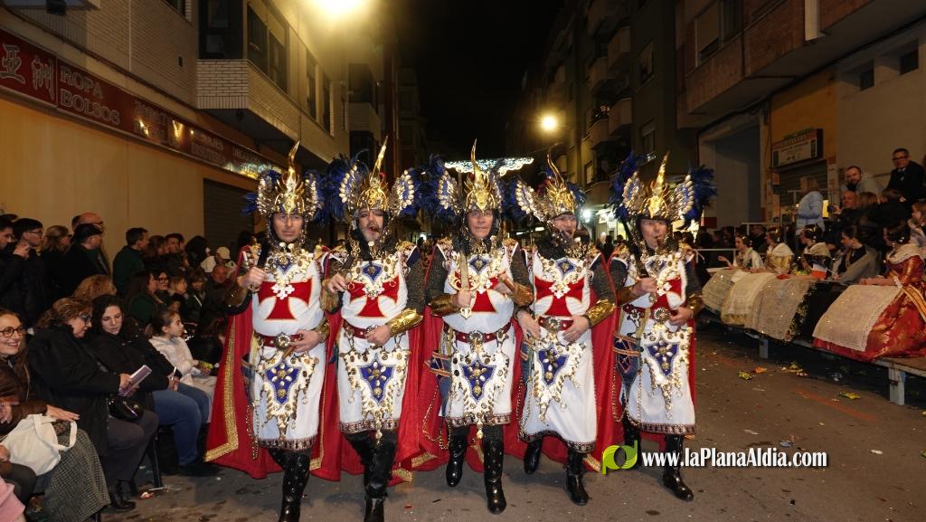 Burriana celebra la Cavalcada del Ninot amb s?tira i humor