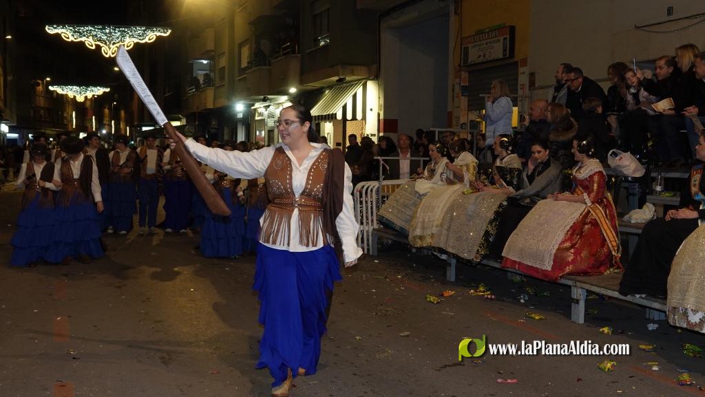 Burriana celebra la Cavalcada del Ninot amb s?tira i humor