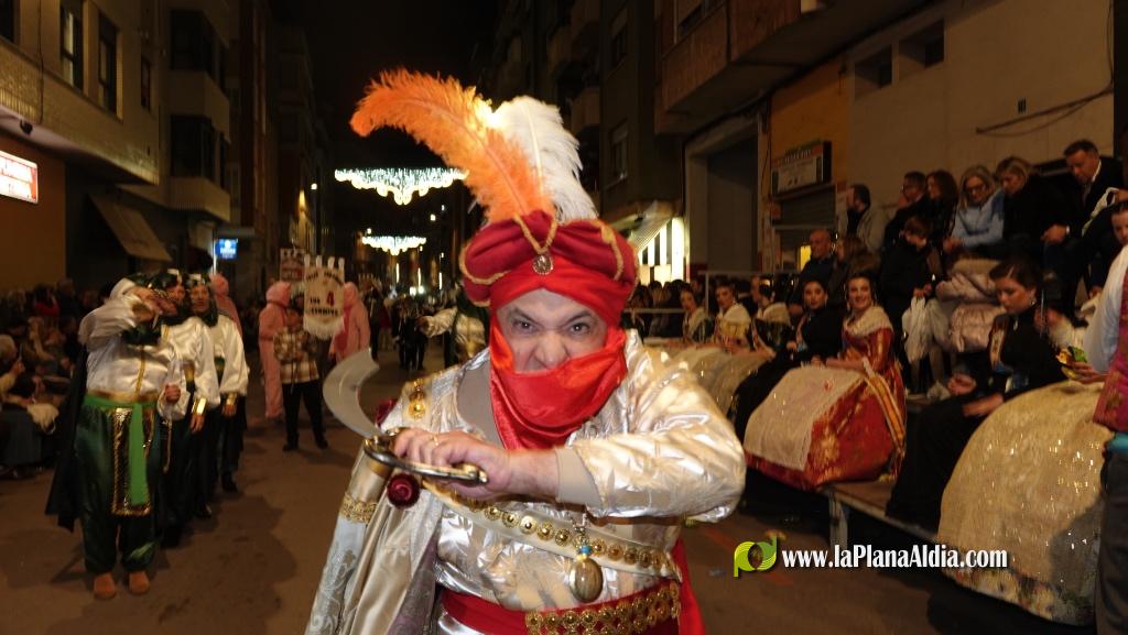 Burriana celebra la Cavalcada del Ninot amb s?tira i humor