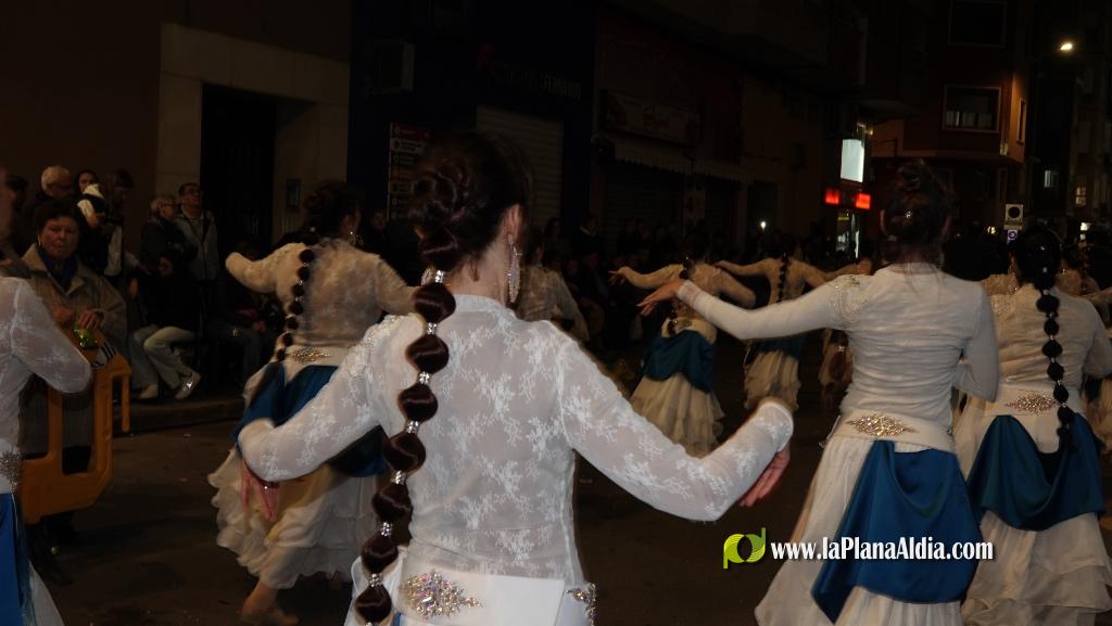 Burriana celebra la Cavalcada del Ninot amb s?tira i humor