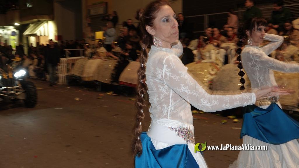 Burriana celebra la Cavalcada del Ninot amb s?tira i humor