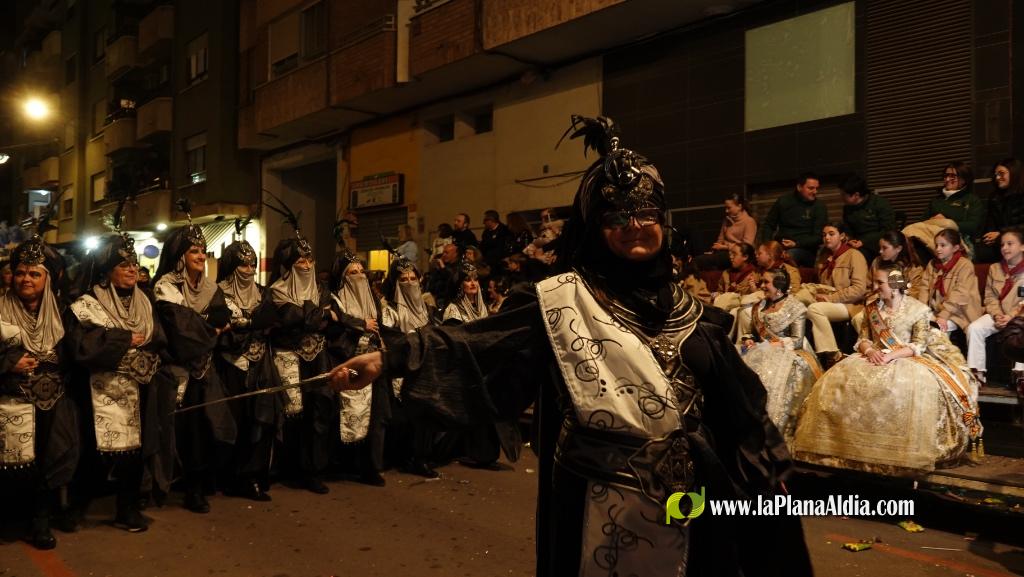 Burriana celebra la Cavalcada del Ninot amb s?tira i humor
