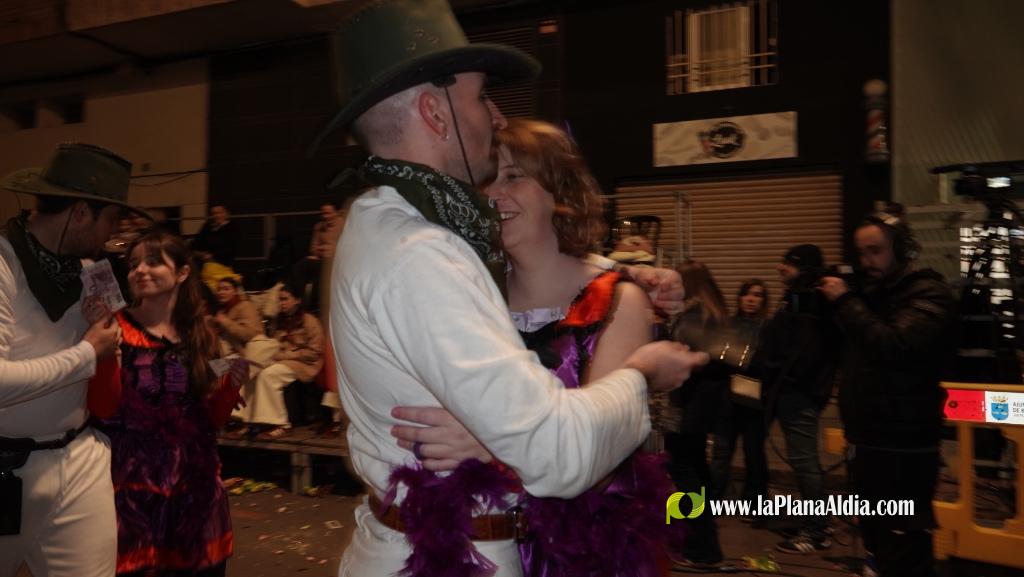 Burriana celebra la Cavalcada del Ninot amb s?tira i humor