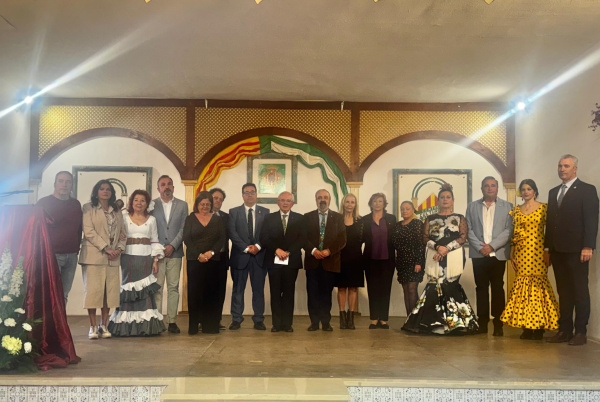 Castell�n celebra el D�a de Andaluc�a con Paco Cabanero como mantenedor y destaca la aportaci�n de la comunidad