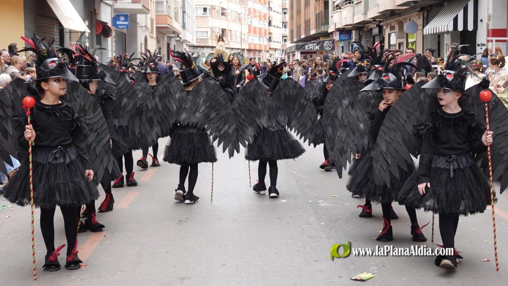Borriana celebra la Cavalcada del Ninot Infantil amb desfilades i premis