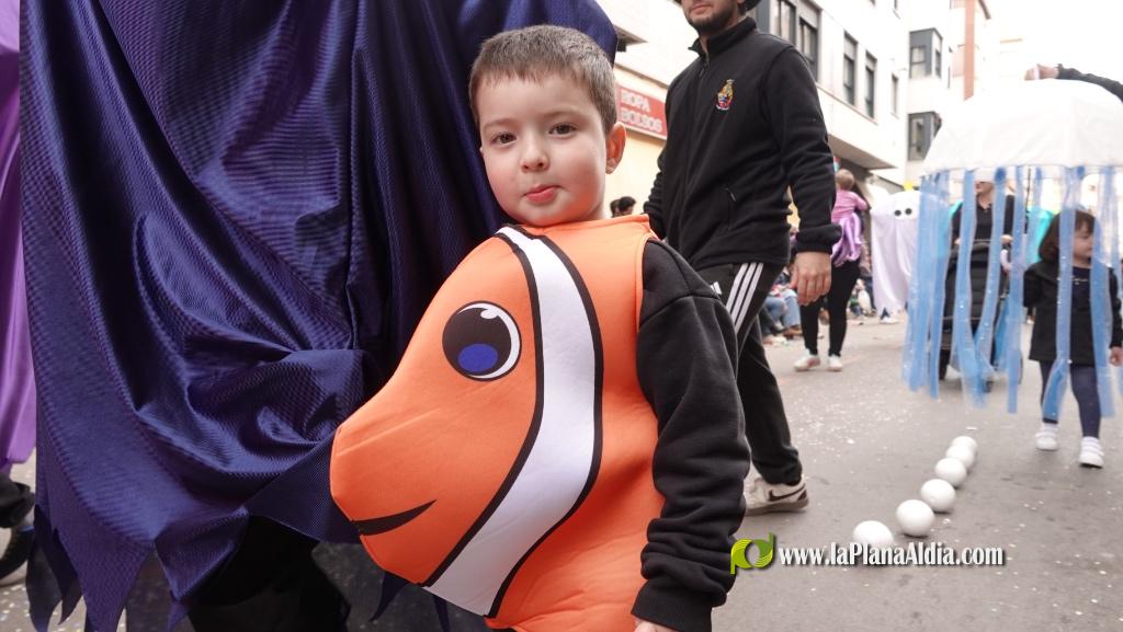 Borriana celebra la Cavalcada del Ninot Infantil amb desfilades i premis