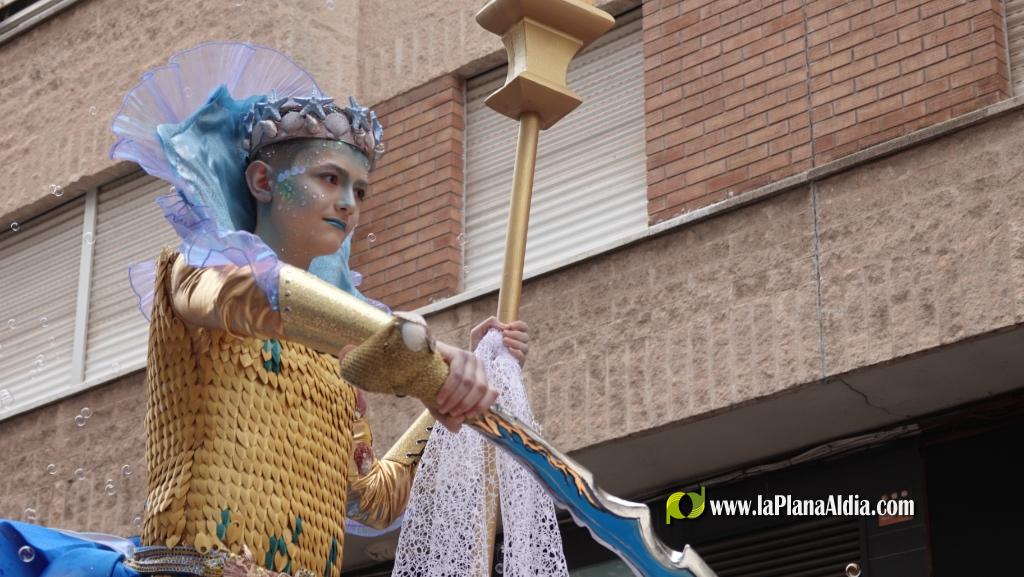 Borriana celebra la Cavalcada del Ninot Infantil amb desfilades i premis