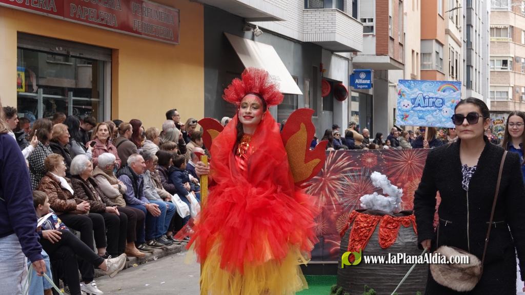 Borriana celebra la Cavalcada del Ninot Infantil amb desfilades i premis