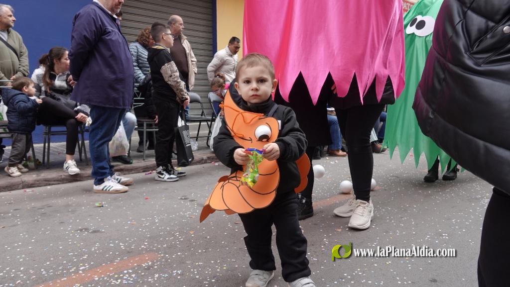 Borriana celebra la Cavalcada del Ninot Infantil amb desfilades i premis