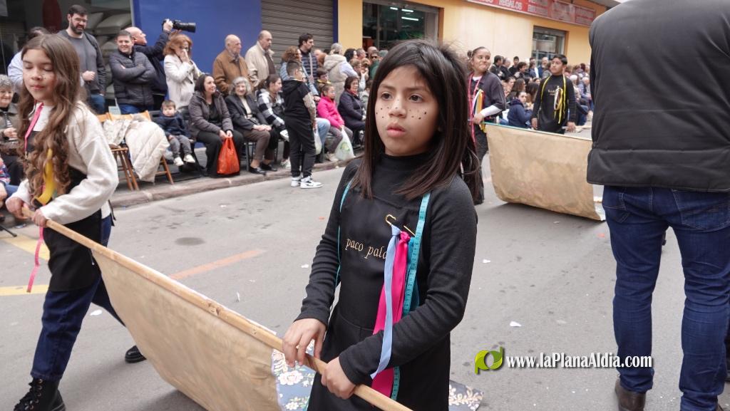 Borriana celebra la Cavalcada del Ninot Infantil amb desfilades i premis
