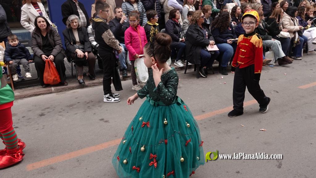Borriana celebra la Cavalcada del Ninot Infantil amb desfilades i premis