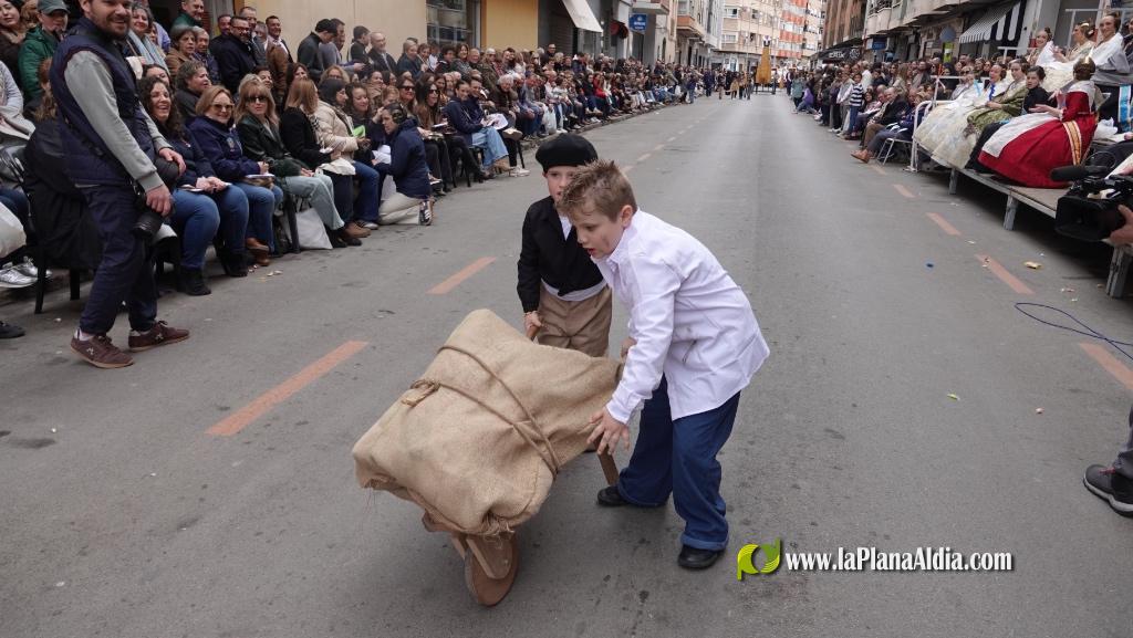 Borriana celebra la Cavalcada del Ninot Infantil amb desfilades i premis