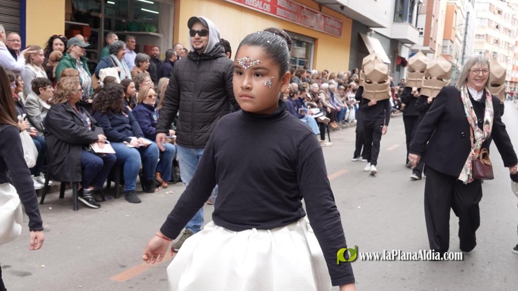 Borriana celebra la Cavalcada del Ninot Infantil amb desfilades i premis