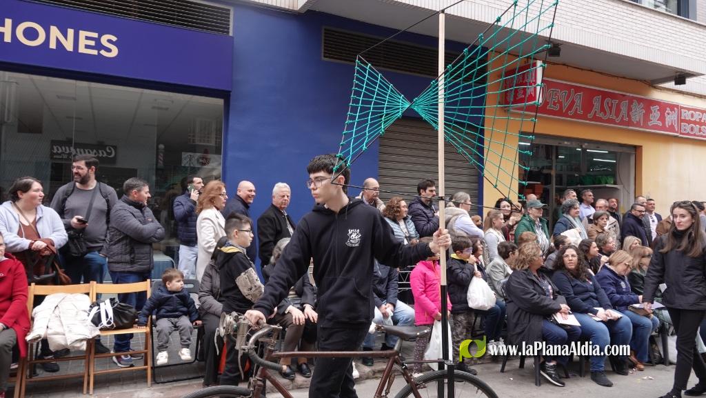 Borriana celebra la Cavalcada del Ninot Infantil amb desfilades i premis
