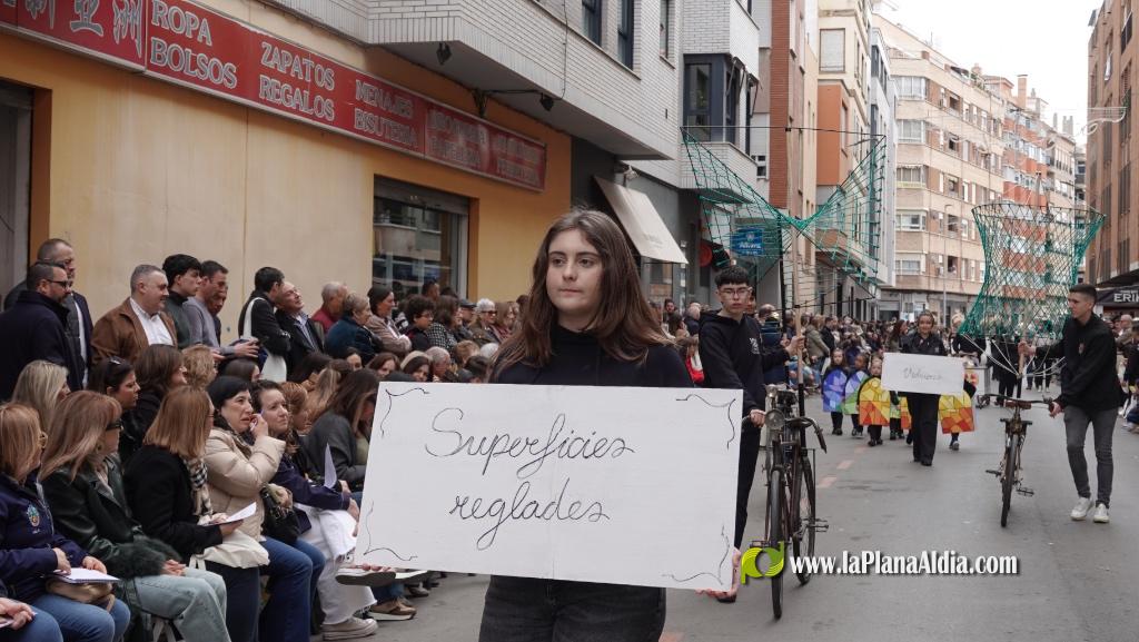 Borriana celebra la Cavalcada del Ninot Infantil amb desfilades i premis