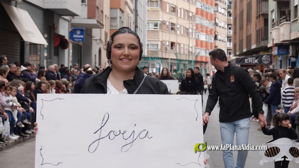 Borriana celebra la Cavalcada del Ninot Infantil amb desfilades i premis