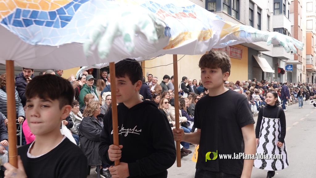 Borriana celebra la Cavalcada del Ninot Infantil amb desfilades i premis