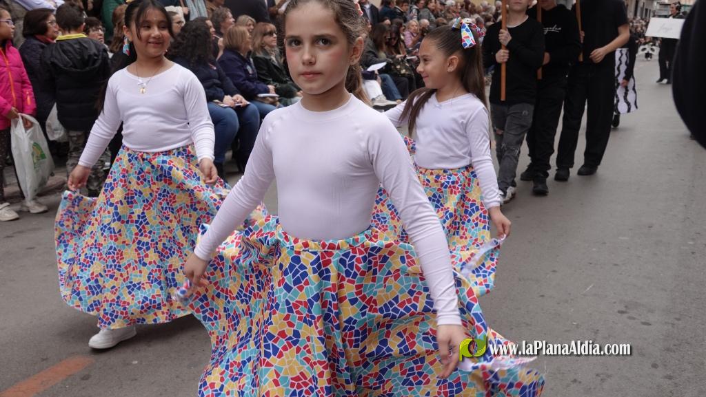 Borriana celebra la Cavalcada del Ninot Infantil amb desfilades i premis