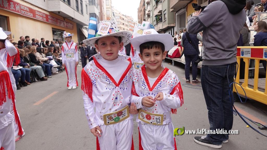 Borriana celebra la Cavalcada del Ninot Infantil amb desfilades i premis