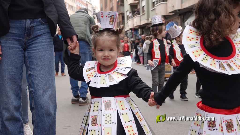 Borriana celebra la Cavalcada del Ninot Infantil amb desfilades i premis