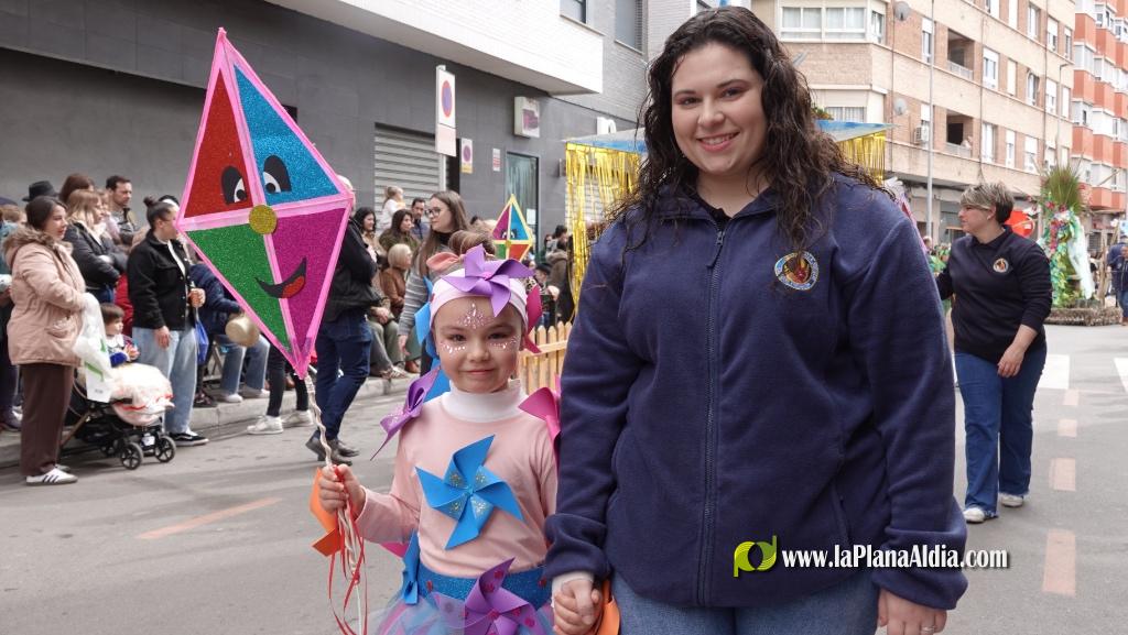 Borriana celebra la Cavalcada del Ninot Infantil amb desfilades i premis