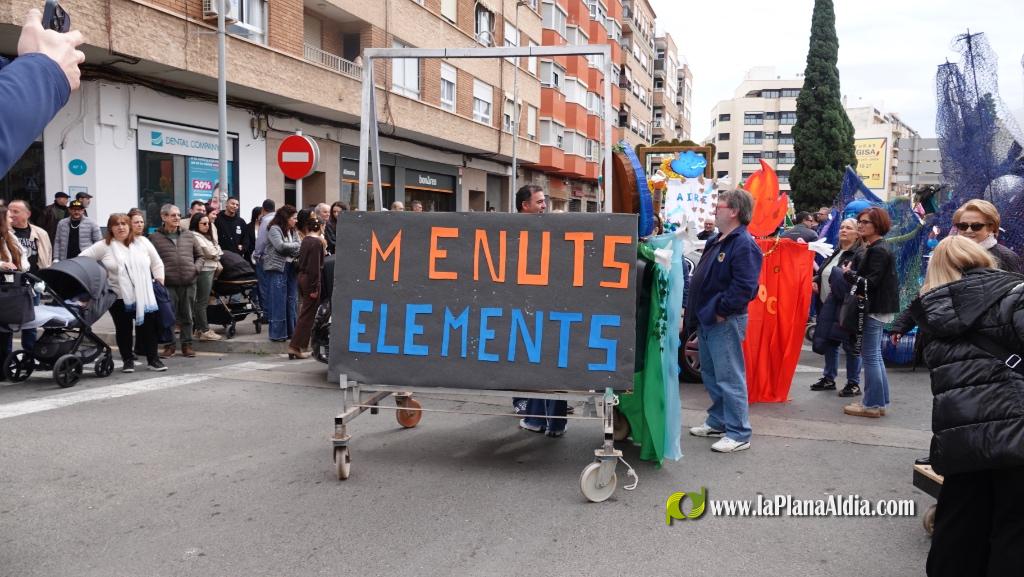 Borriana celebra la Cavalcada del Ninot Infantil amb desfilades i premis