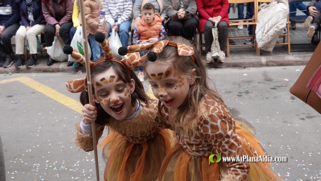 Borriana celebra la Cavalcada del Ninot Infantil amb desfilades i premis