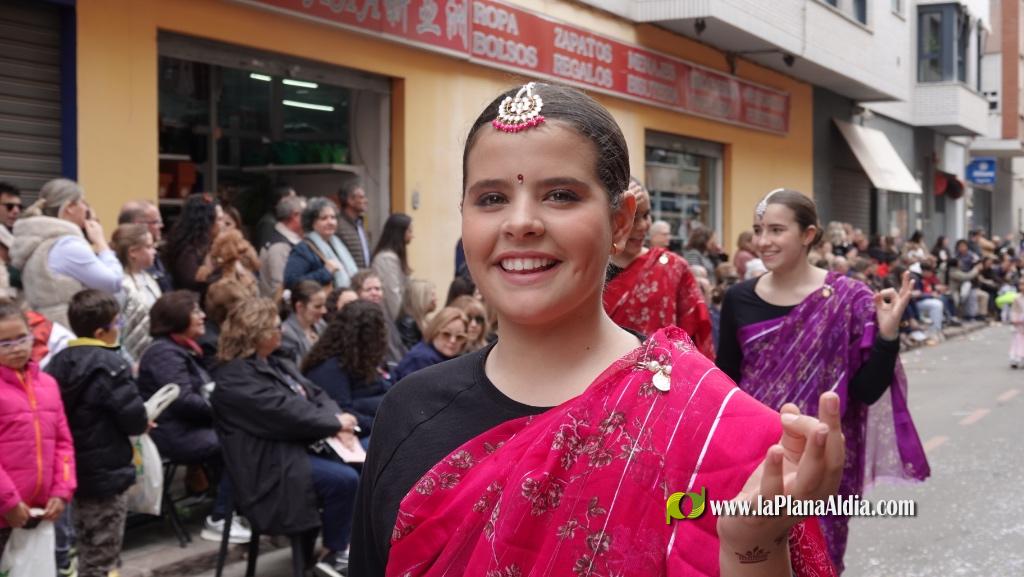 Borriana celebra la Cavalcada del Ninot Infantil amb desfilades i premis