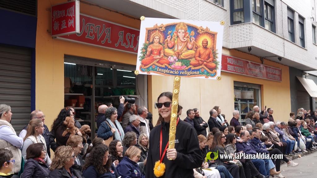 Borriana celebra la Cavalcada del Ninot Infantil amb desfilades i premis