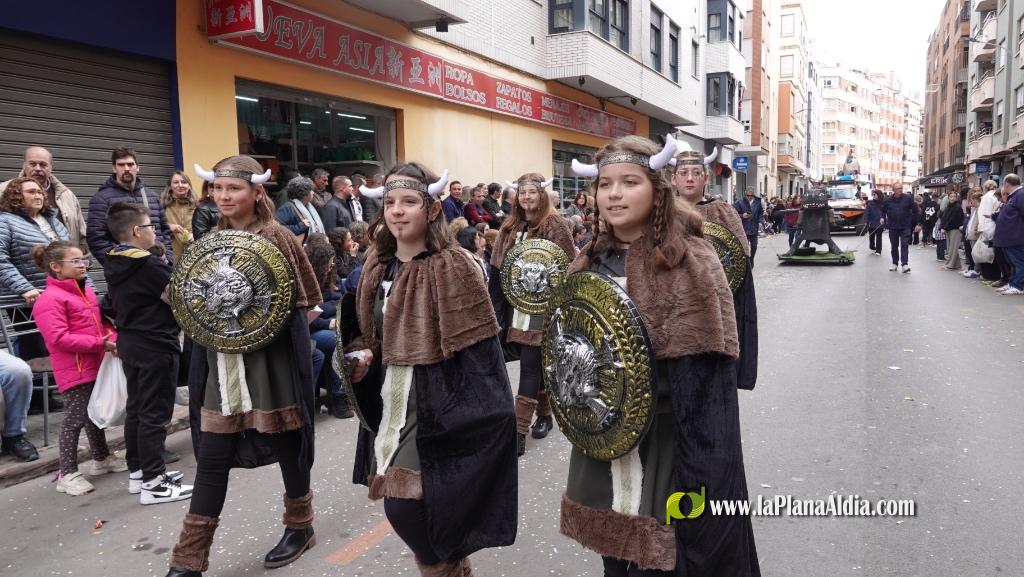 Borriana celebra la Cavalcada del Ninot Infantil amb desfilades i premis