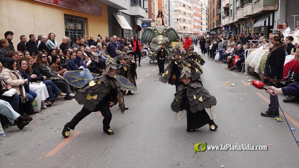 Borriana celebra la Cavalcada del Ninot Infantil amb desfilades i premis